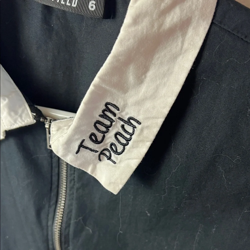 Dangerfield Black Cropped Team Peach Top with White Embroidered Collar - Picture 7 of 10